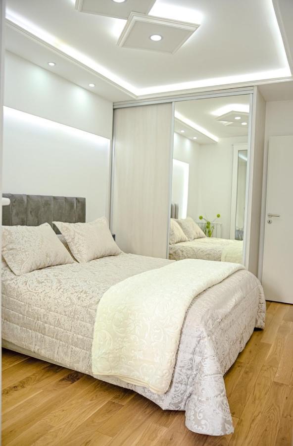 Fontana Apartmani Free Parking Тузла Екстер'єр фото