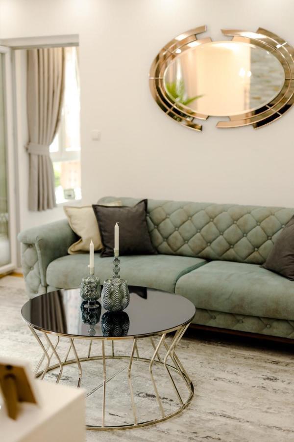 Fontana Apartmani Free Parking Тузла Екстер'єр фото